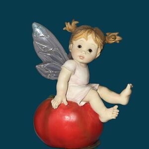 My Little Kitchen Fairies "Hot Tomato Fairie" Figurine Vintage 2001 Item #102543